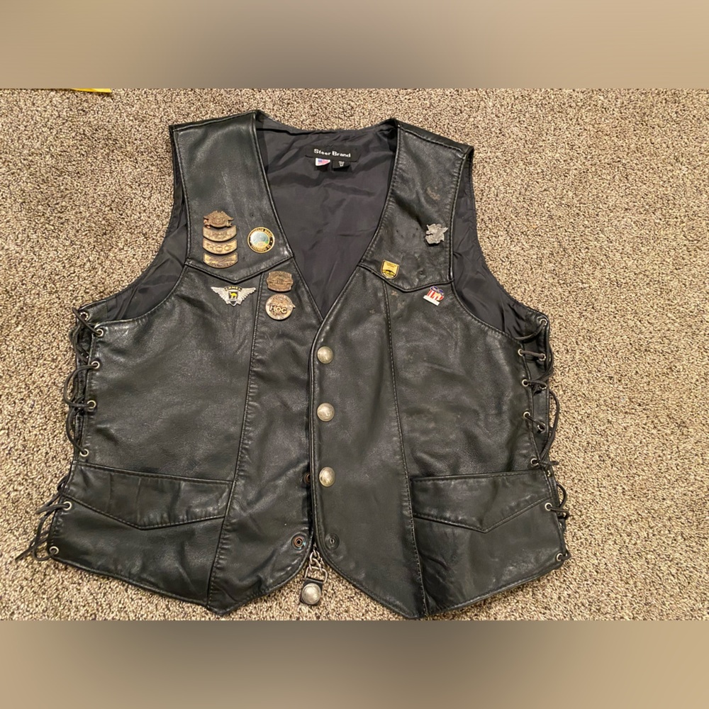 Women’s Size Medium Motorcycle Riding Vest - Picture 3 of 10